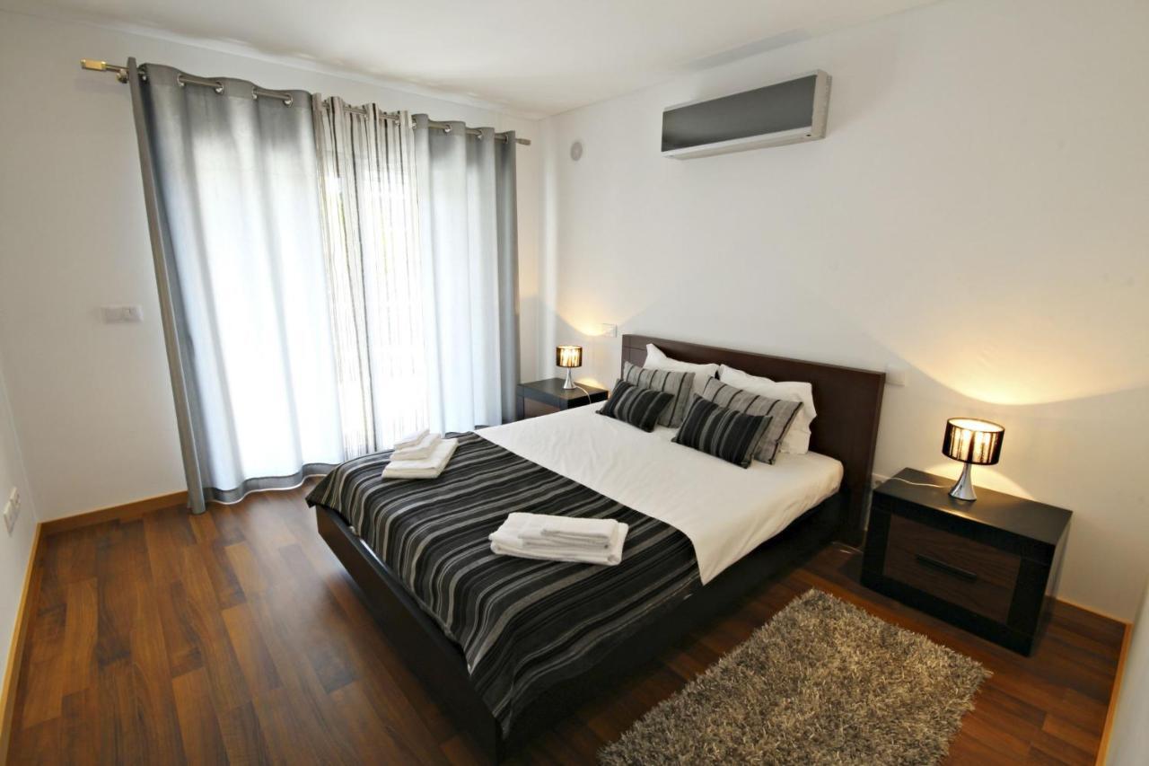 Baia Residence 2 - Holiday Apartments - By Sch Sao Martinho do Porto Exterior photo